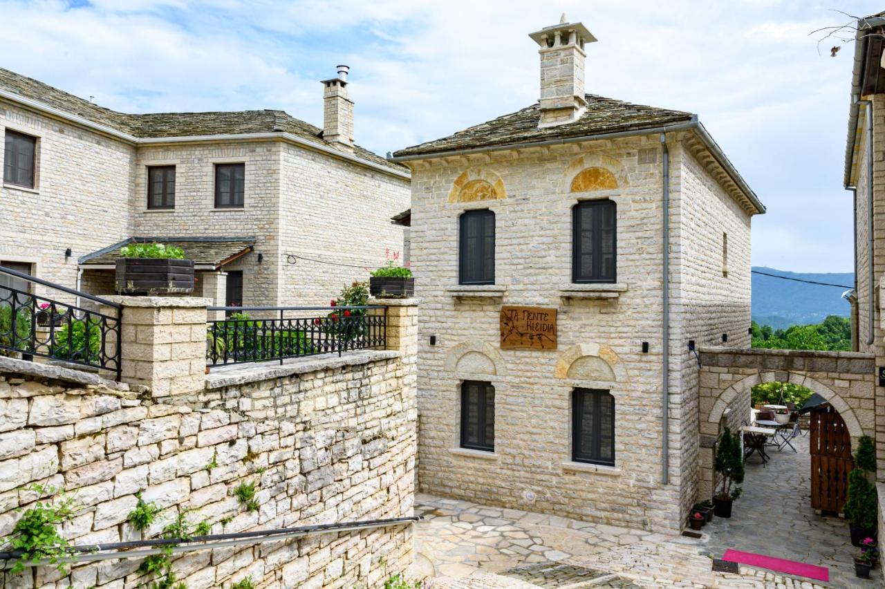The Five Keys Hotel Monodendri Exterior photo